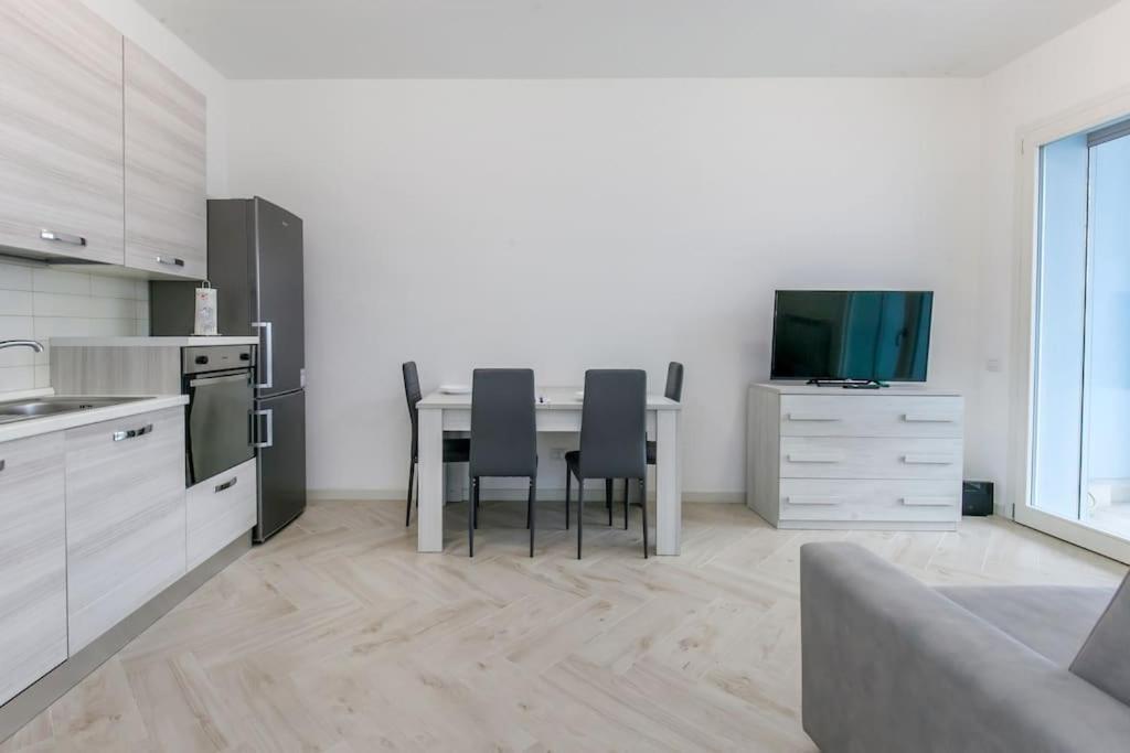 Apartment 12th Floor Diamond Tower - 72 Mailand